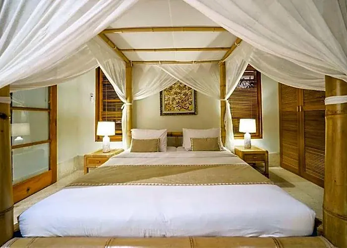 Villa Swanky Sky Blue 3 Bedroom Private Pool Zn45 Kuta Selatan