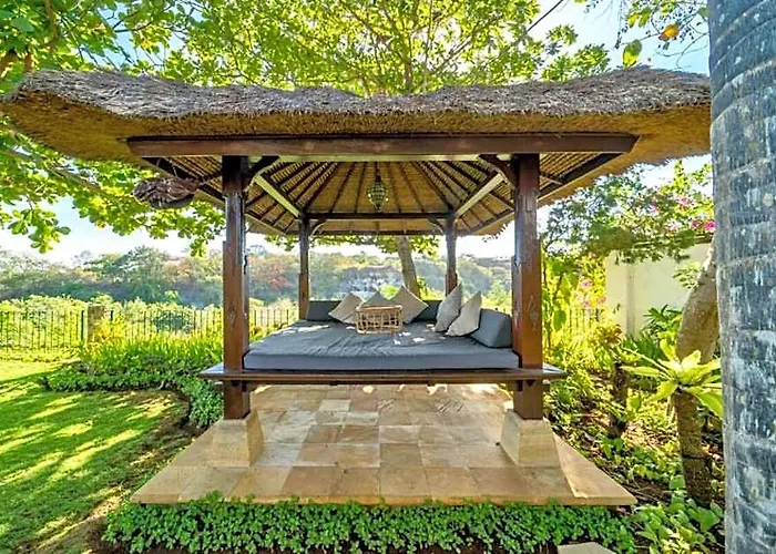 Swanky Sky Blue 3 Bedroom Private Pool Zn45 *