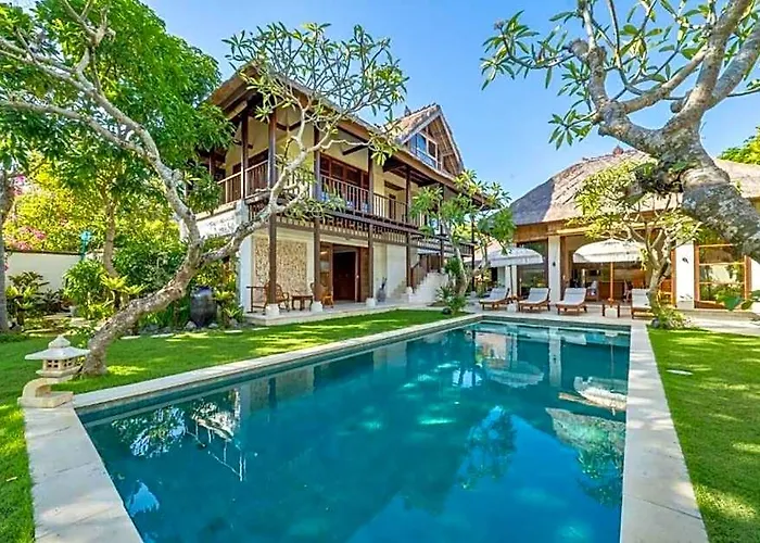 Villa Swanky Sky Blue 3 Bedroom Private Pool Zn45